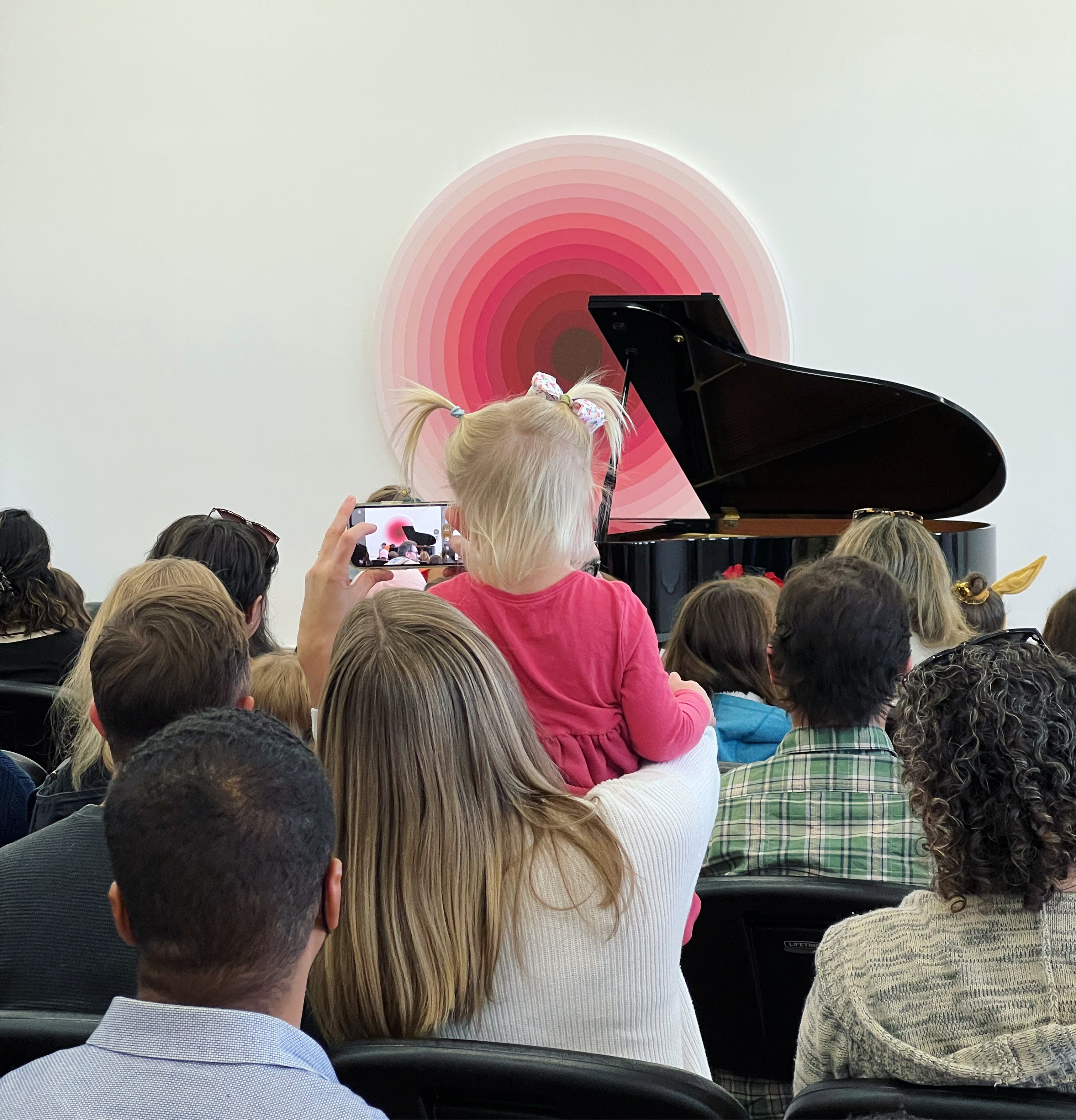 LINLING LU: LIVING ELSEWHERE | September 7 - December 25, 2022